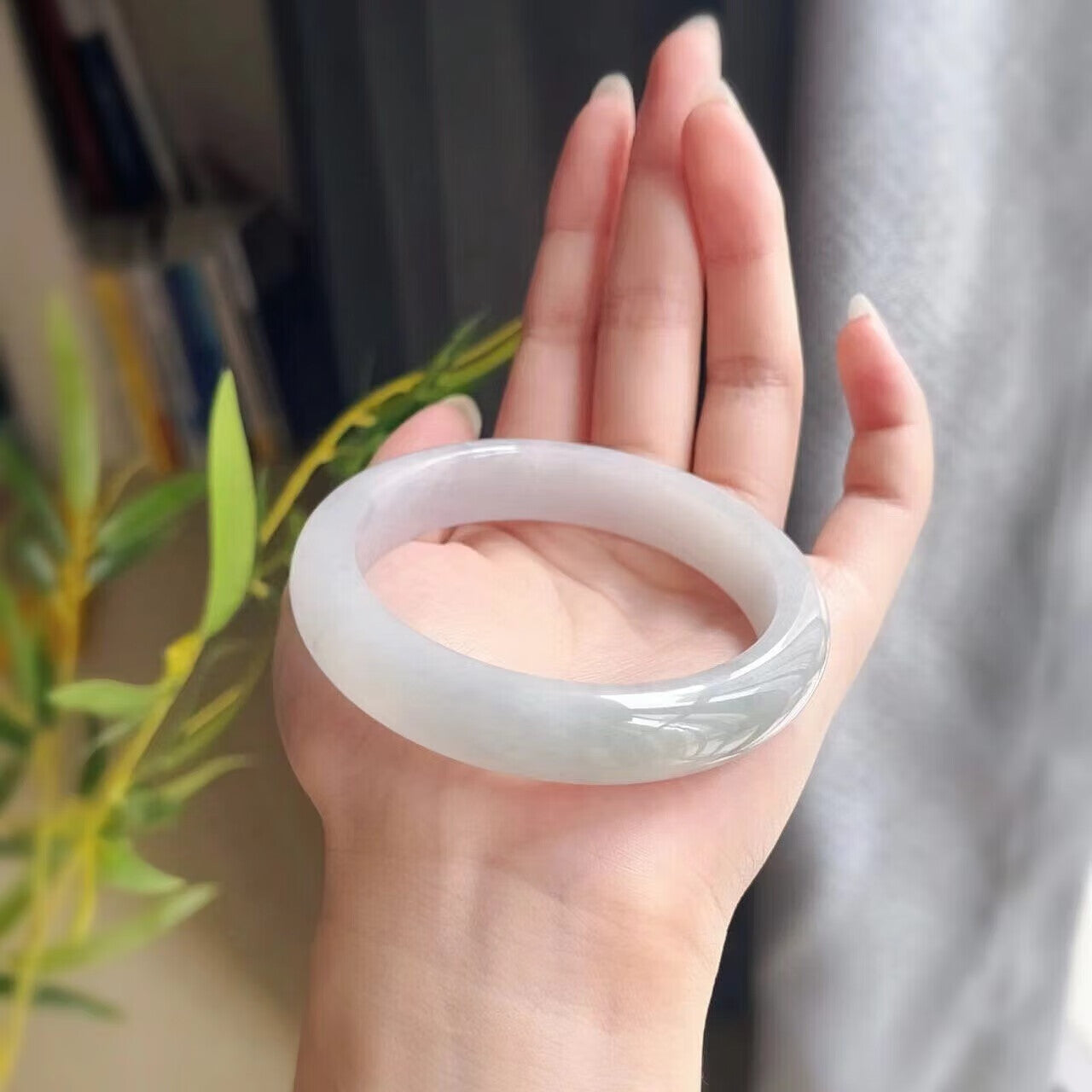 Jade Bangle Glutinous Ice  - 516TM5